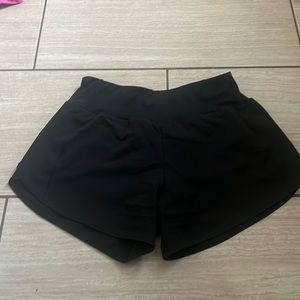 Lululemon black speed up shorts!